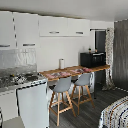 Sarl La Famille 3 Apartamento Angoulême Exterior foto